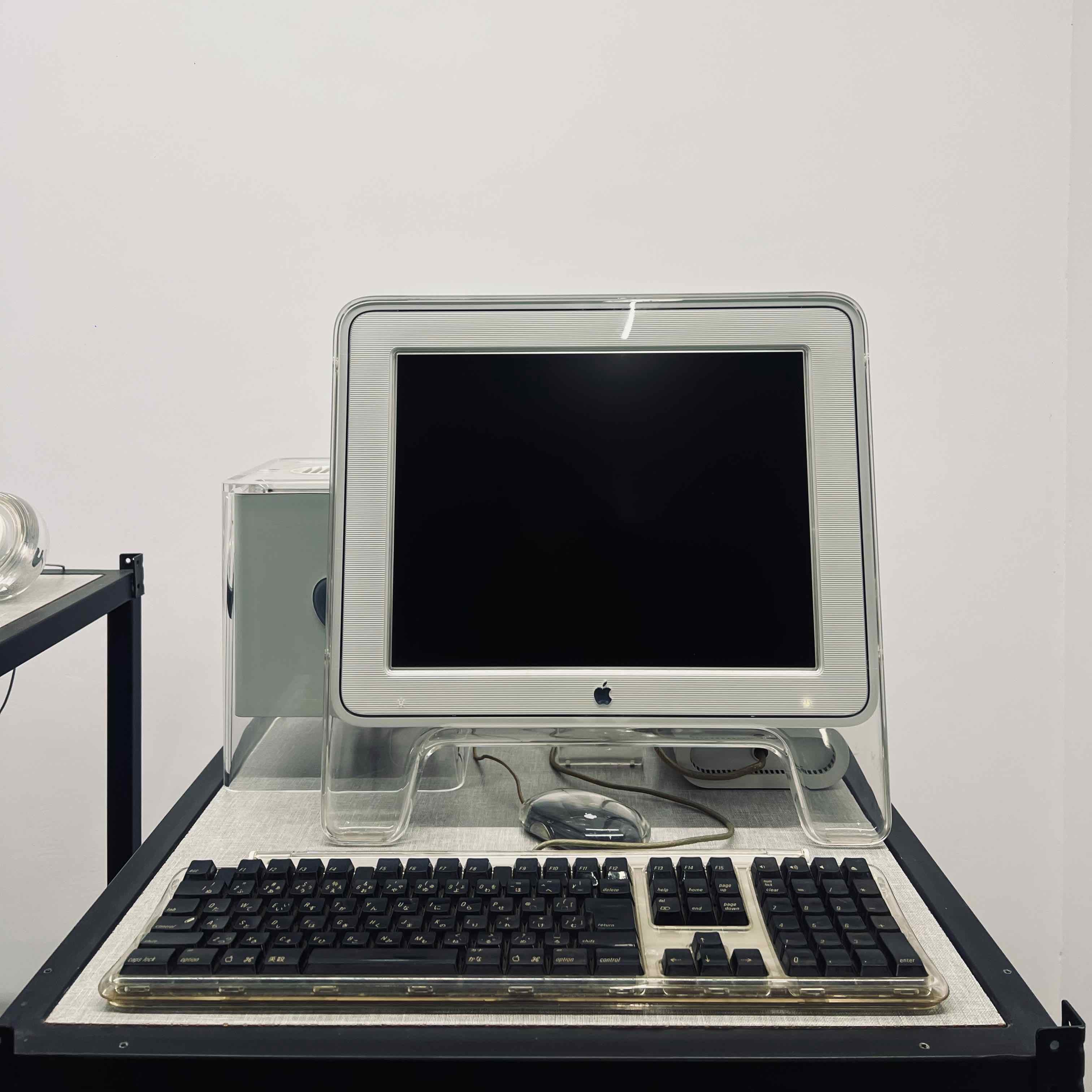 A vintage Macintosh